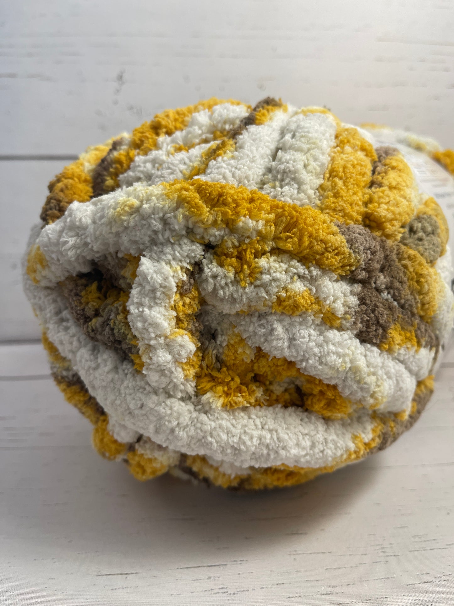 Bernat Blanket Big Yarn ~ Free Shipping Availalbe