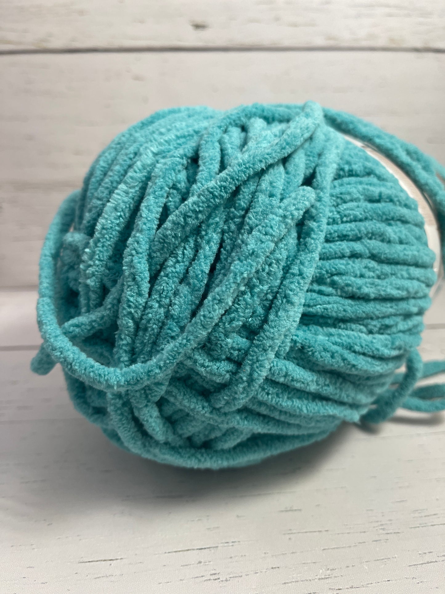 Bernat Blanket Yarn ~ FREE SHIPPING AVAILABLE ~