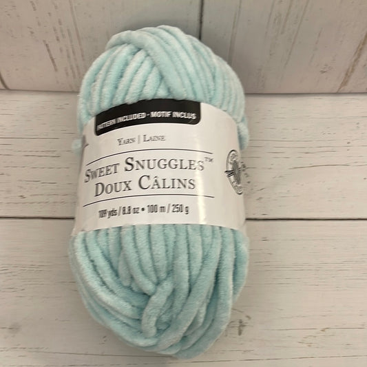 CHALK BLUE YARN ~ Sweet Snuggles