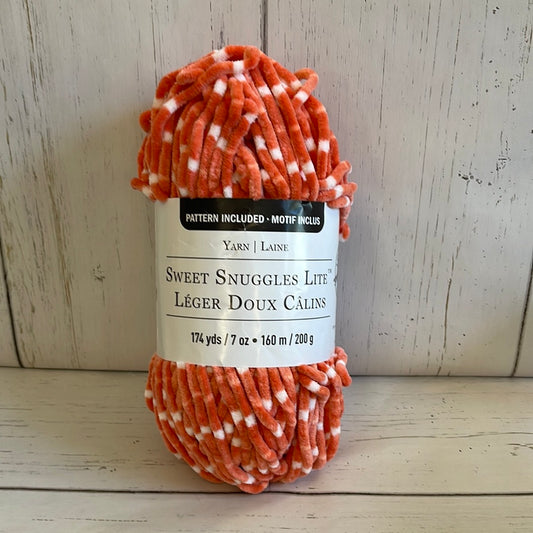 CORAL DOT Yarn ~ Sweet Snuggles Lite ~ Loops & Threads