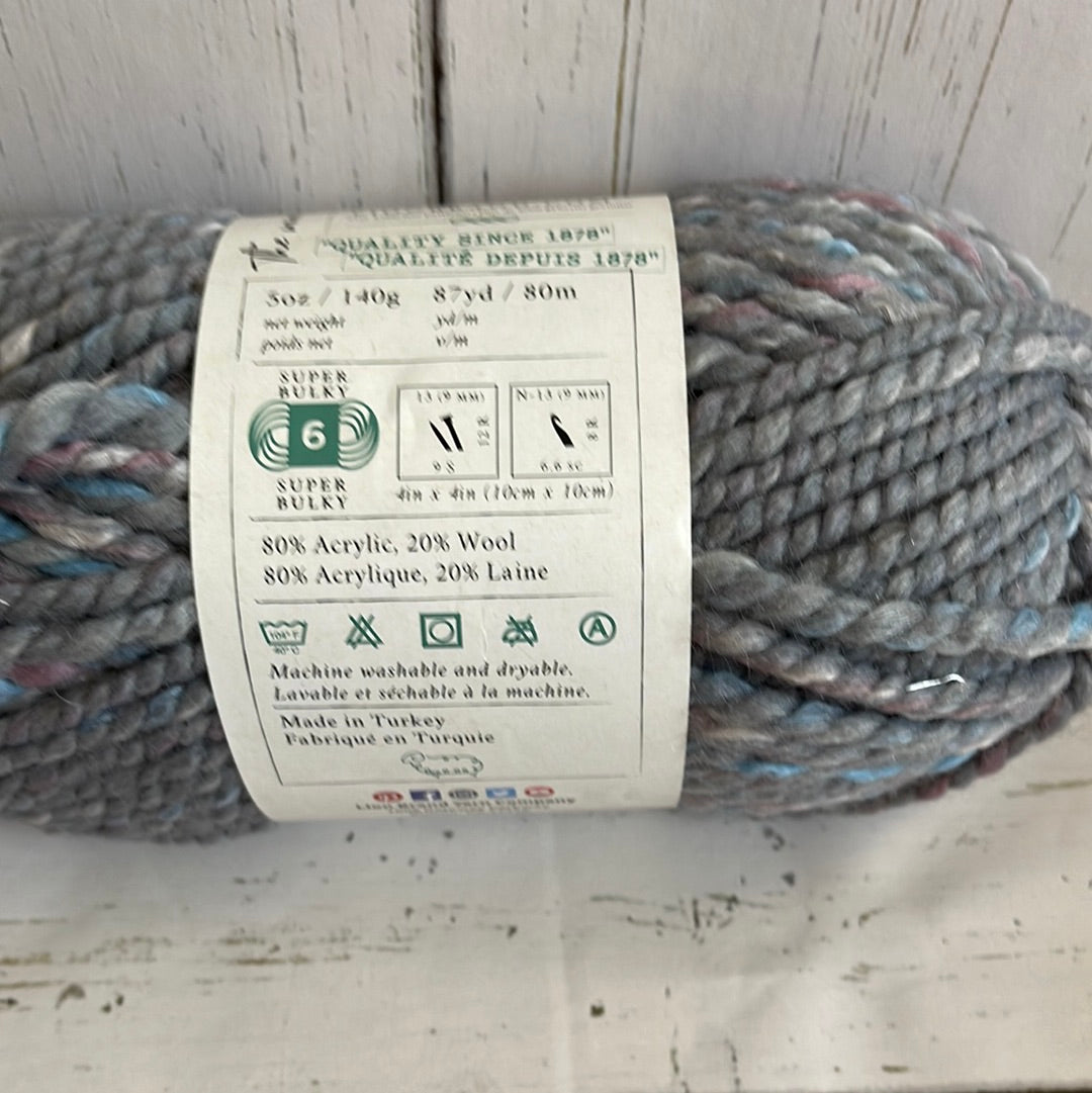 Storm Front Yarn ~ LION BRAND WOOL Ease Thick And Quick Yarn ~  5 oz. / 140 g. ~ 87 Yards / 80 Meters ~ Super Bulky 6