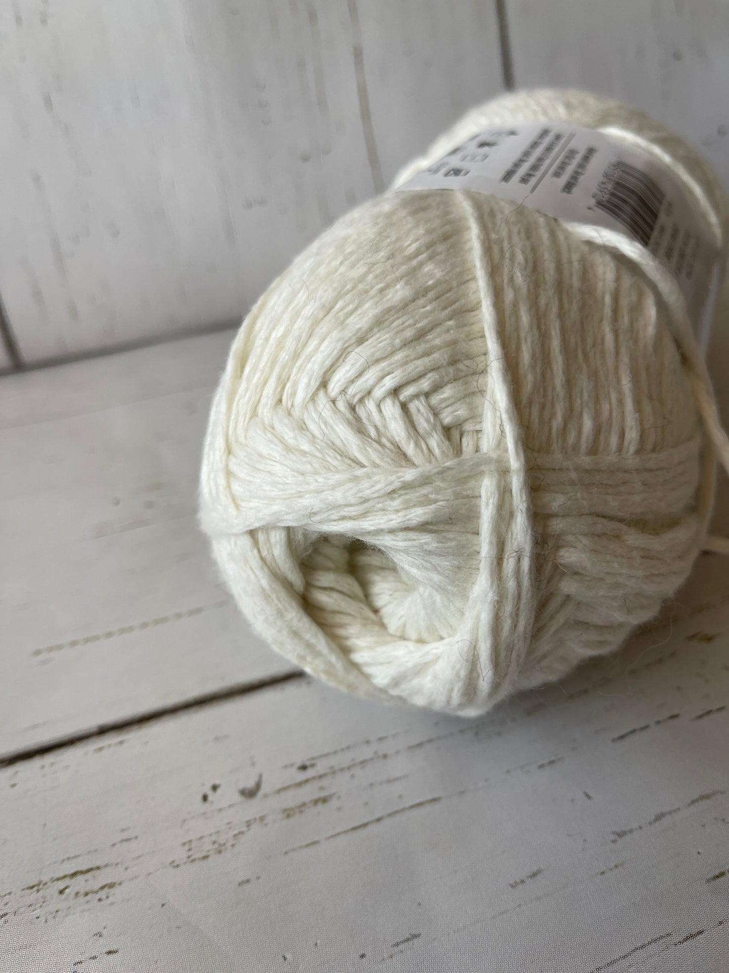 CREAM YARN  ~ Creme Cotton ~  Loops & Threads