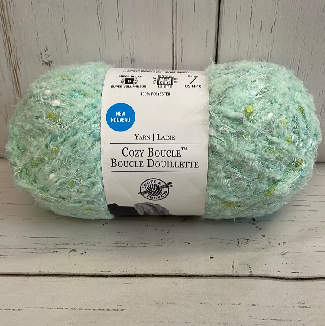 Cozy Boucle ~ SPEARMINT YARN ~ Loops & Threads