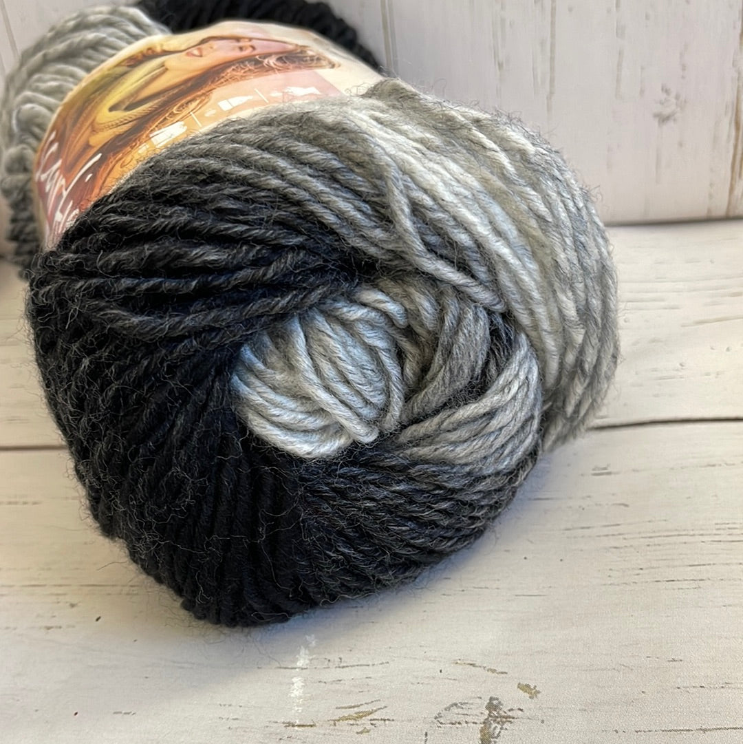 Scarfie ~ CREAM/BLACK YARN ~ Lion Brand