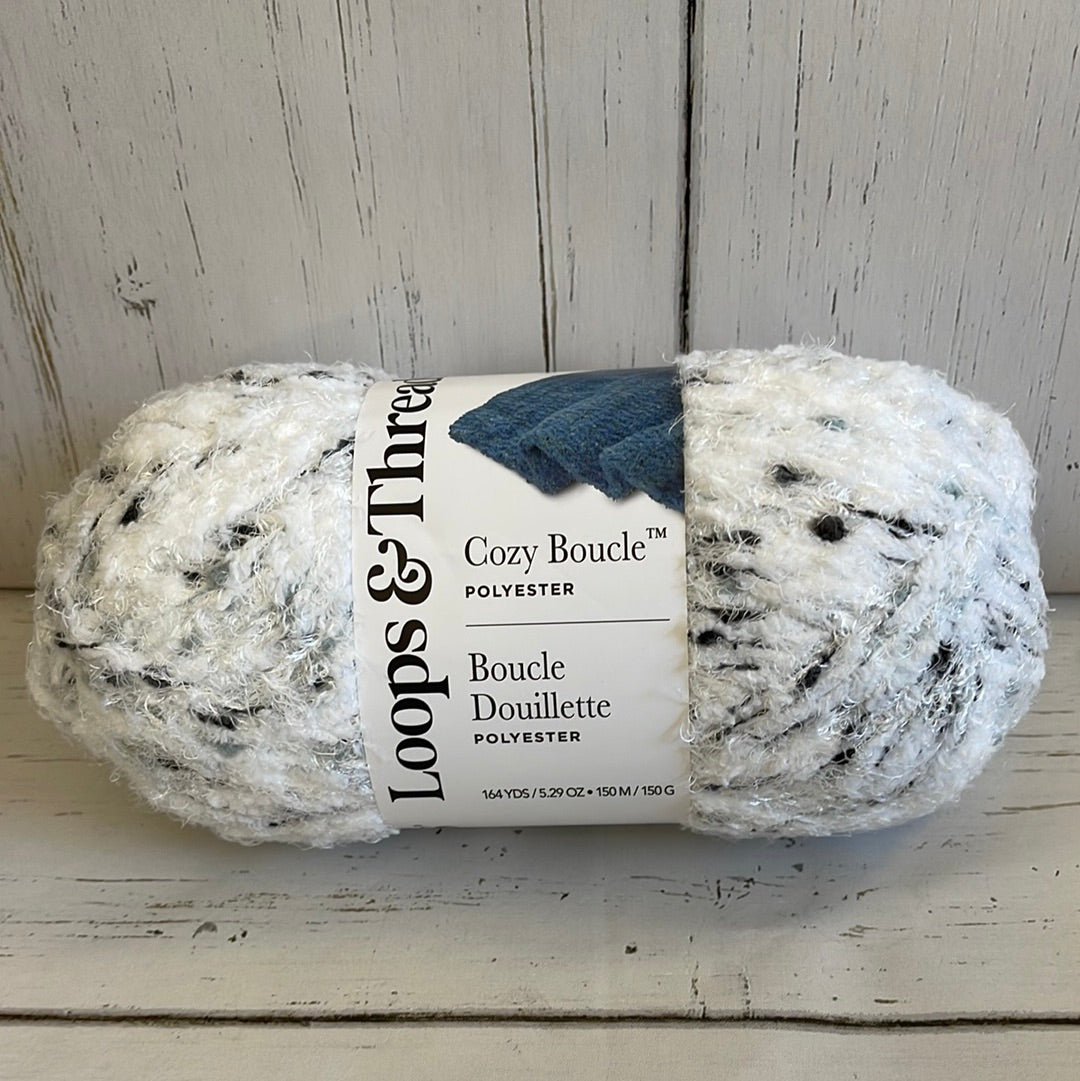 Cozy Boucle ~ BLACKBIRD YARN ~ Loops & Threads