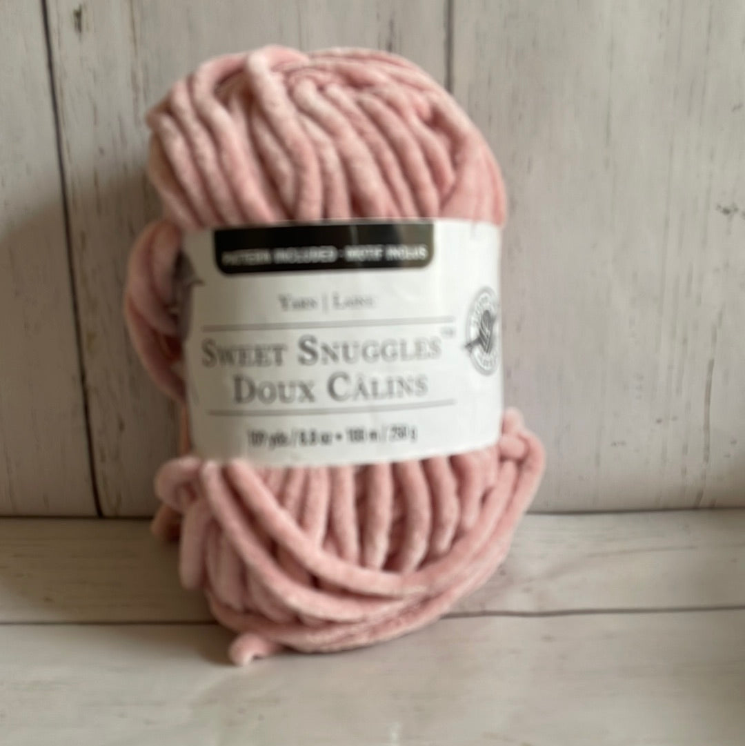 BLUSH YARN ~ Sweet Snuggles