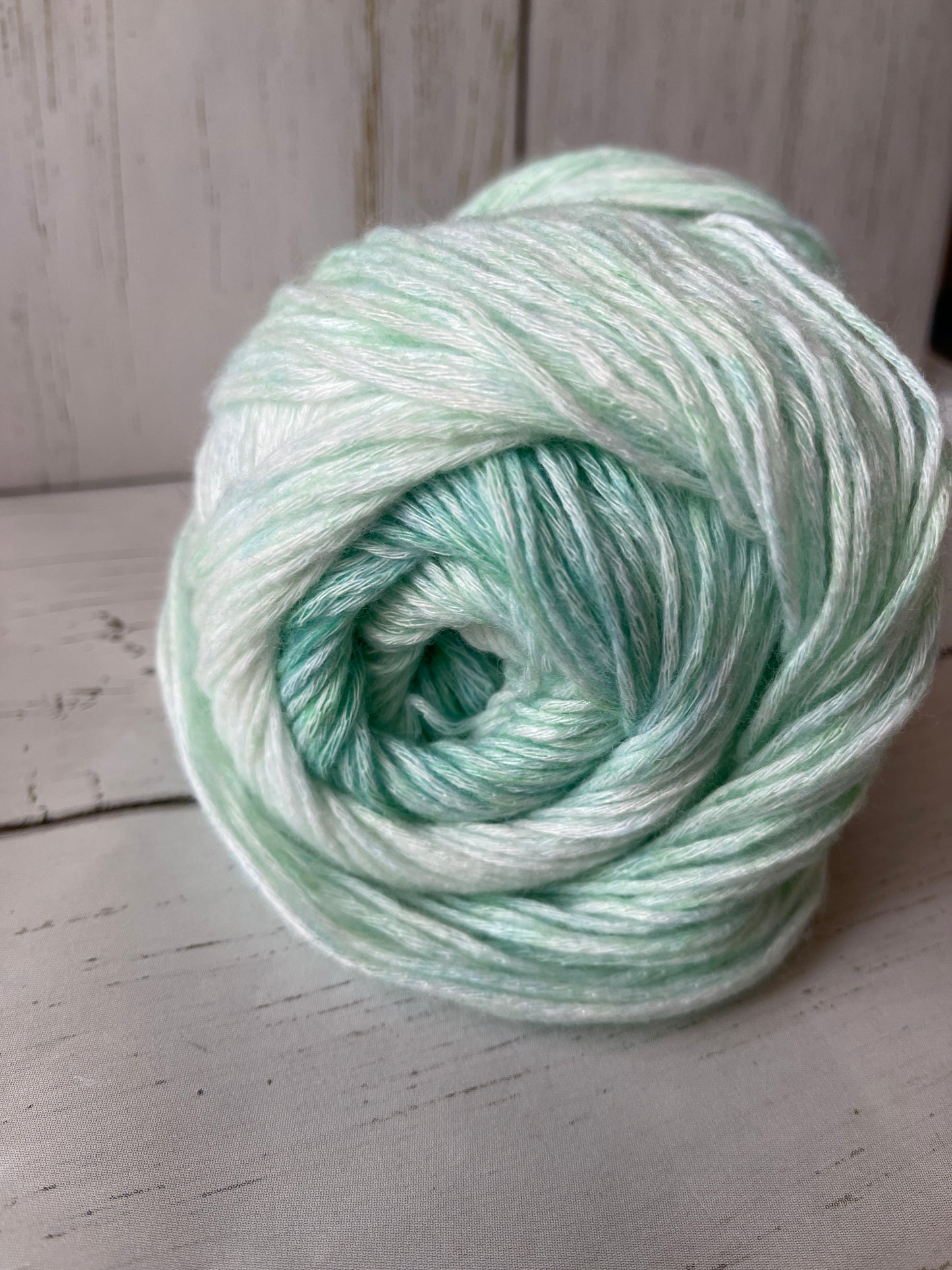 OMBRE HUES YARN ~Emerald, Spearmint, White ~ Loops & Threads