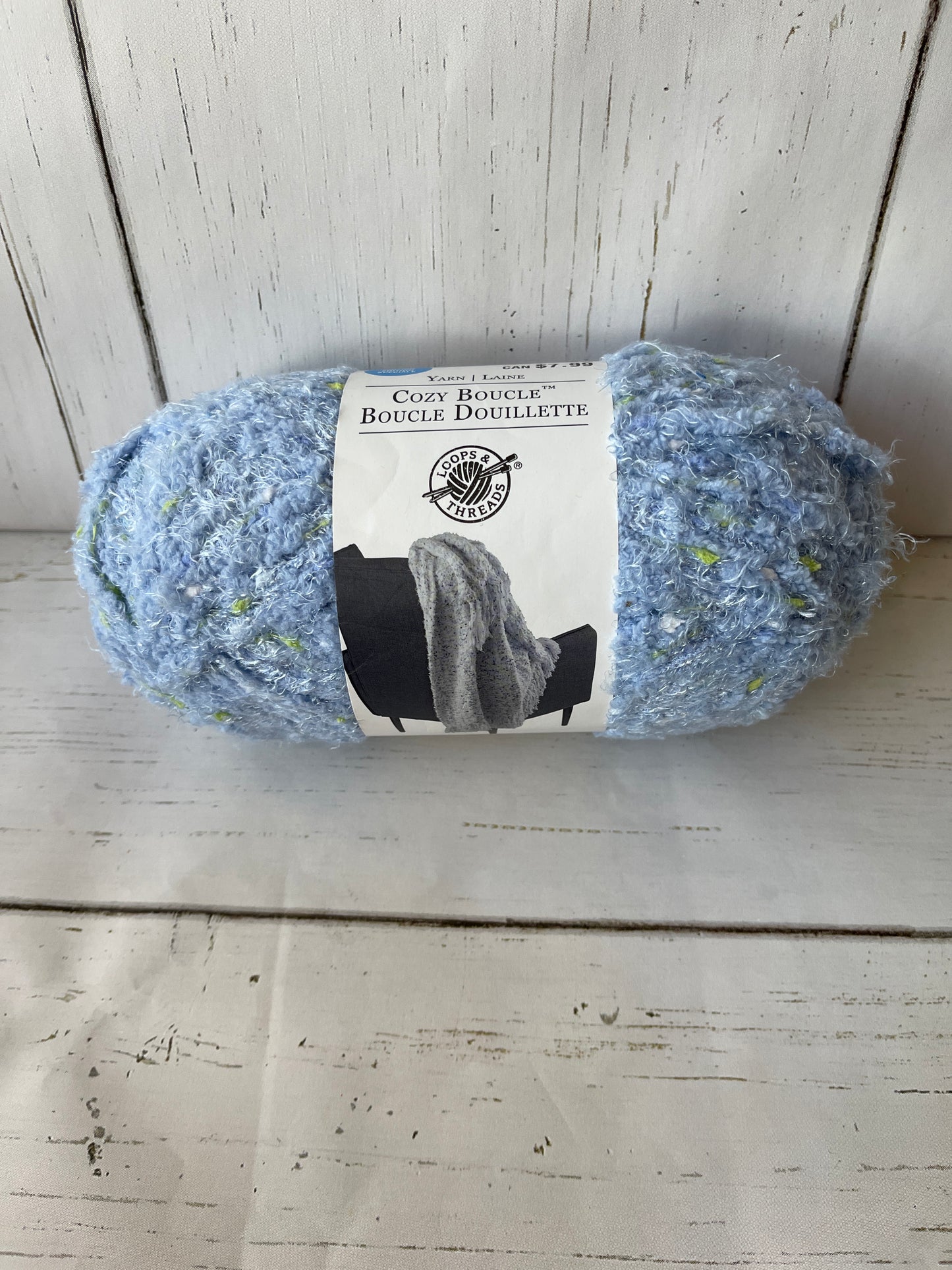 Cozy Boucle ~ BLUE BELL YARN ~ Loops & Threads