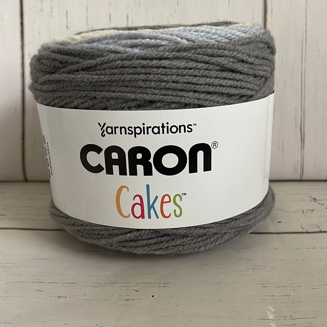 London Fog  Yarn ~ Caron Cakes ~  7.1 oz/200g, 383 yds/360 m Size 4