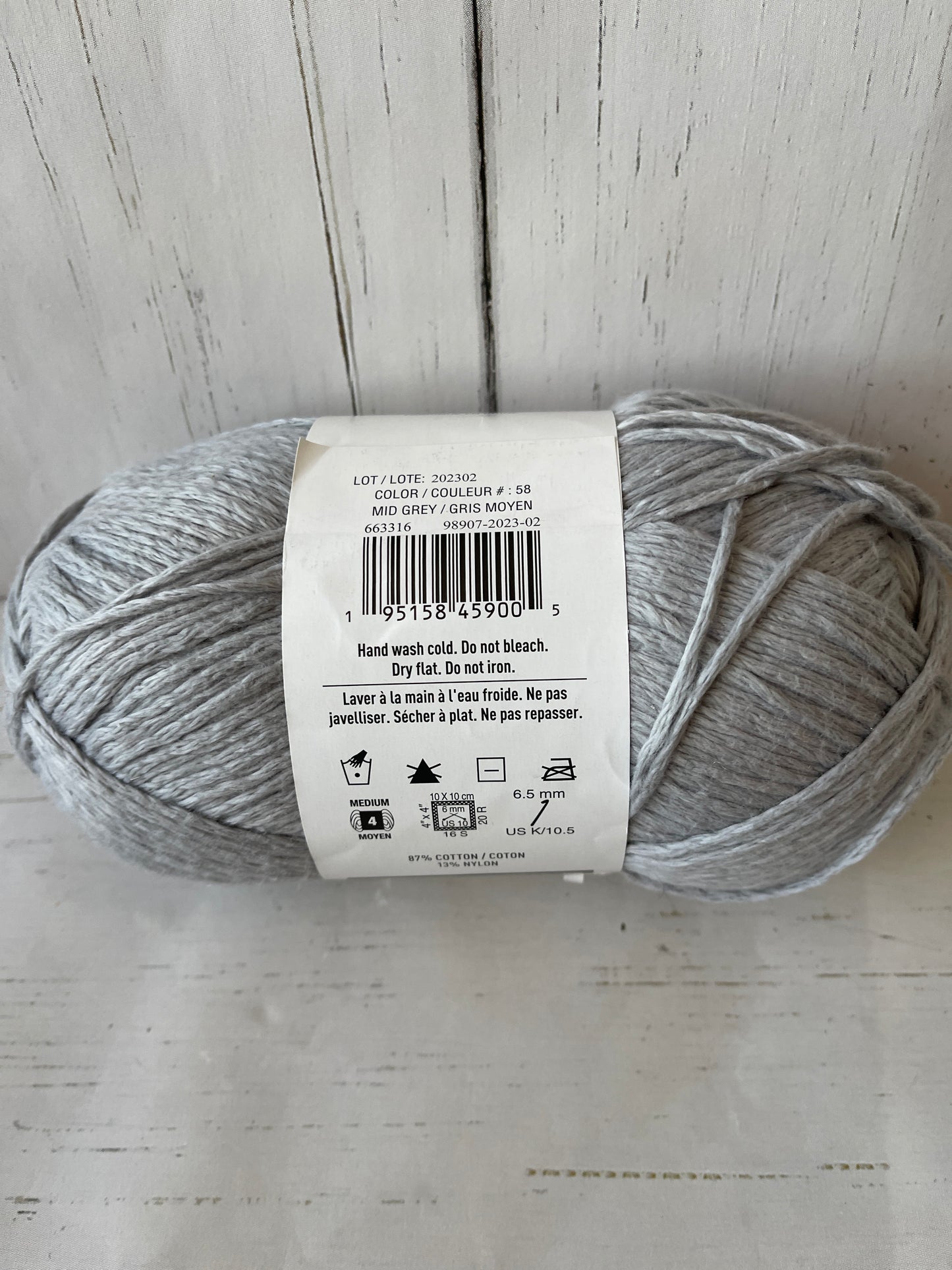 MID GREY YARN ~ Creme Cotton ~  Loops & Threads