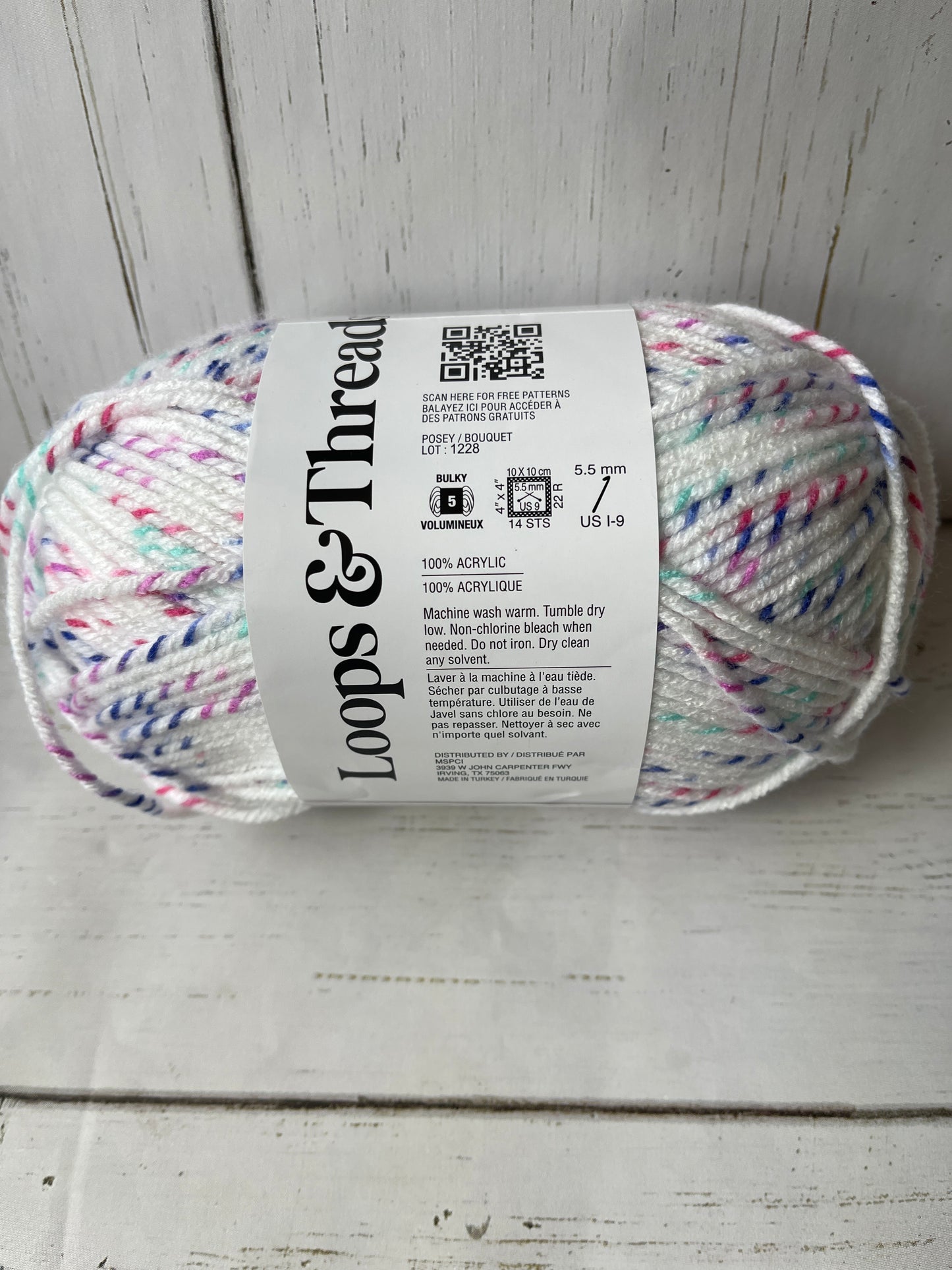 POSEY YARN ~ Carousel Twist ~ Loops & Threads