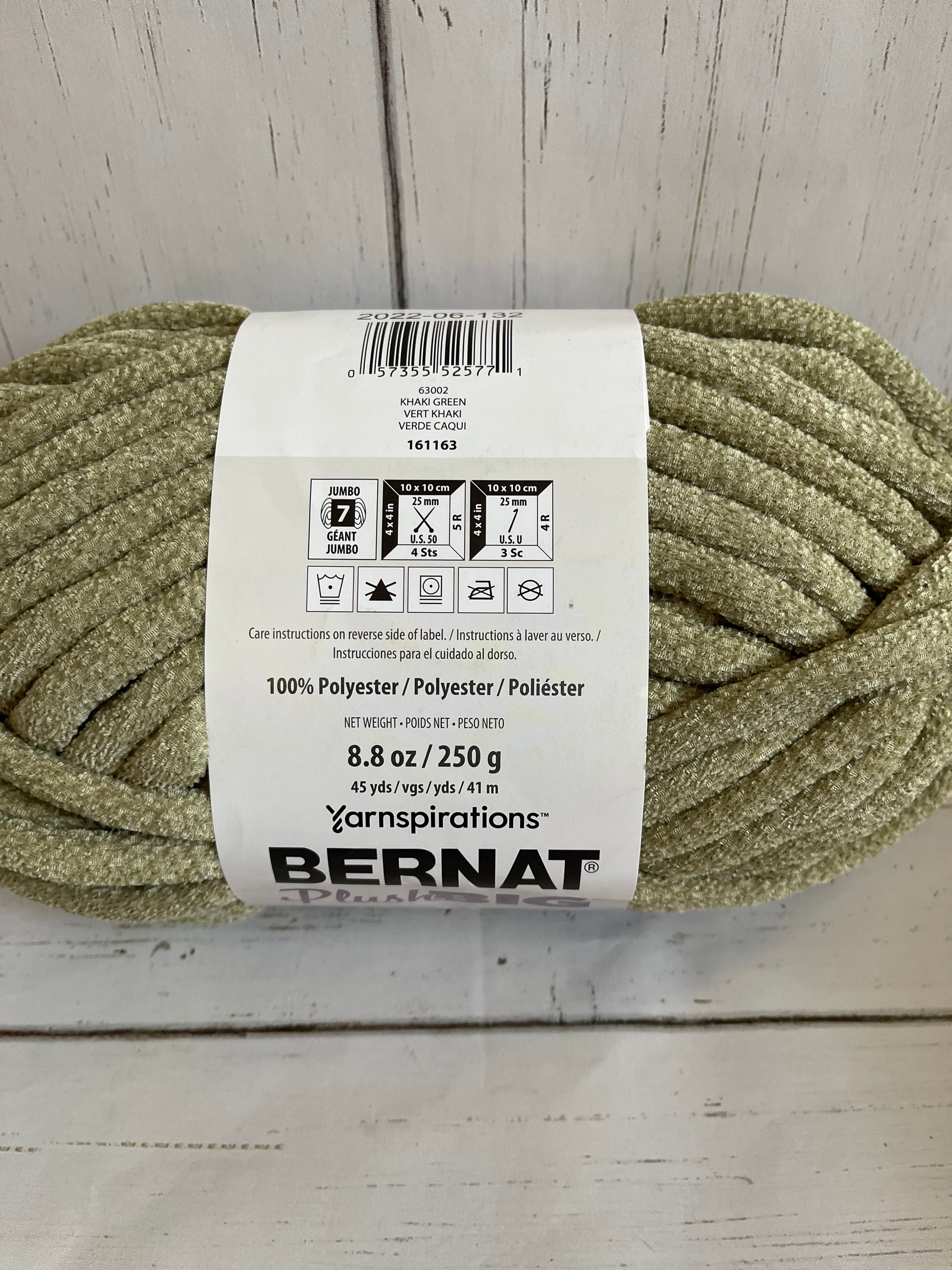 Bernat Plush Big Yarn