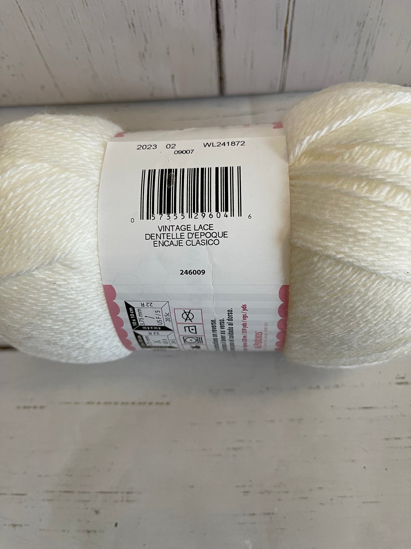 Vintage Lace Yarn ~ Patons ~ Beehive Baby Sport