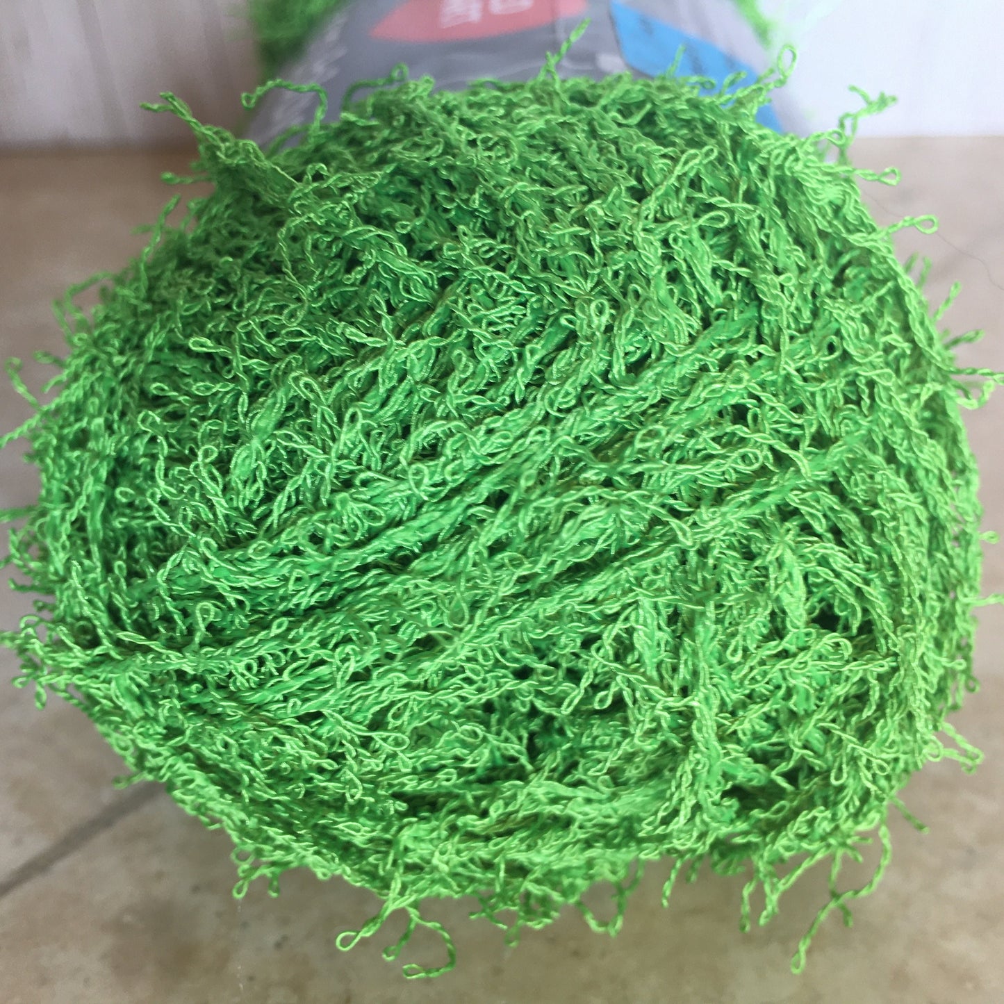 RED HEART Scrubby LIME  3.5oz/100g, 92yds/85m Size medium 4 Great for crafts or Decorations or Art