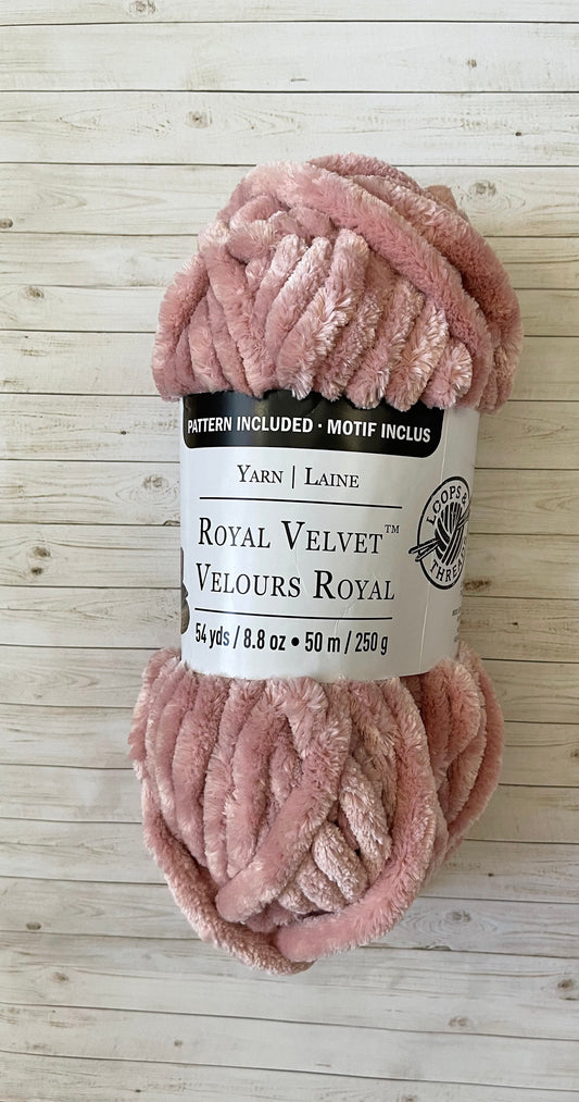 BLUSH YARN ~ ROYAL VELVET ~ Jumbo 7, Loops & Threads, 54 Yards/ 8.8 oz ~