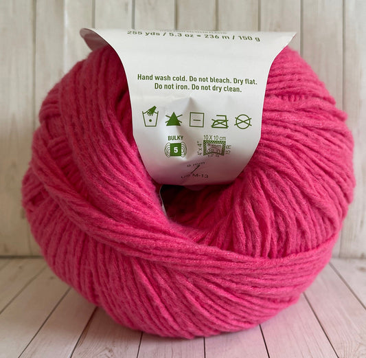 New LOOPS & THREADS Eco-Brights ~ Bright Pink ~ 255 Yards