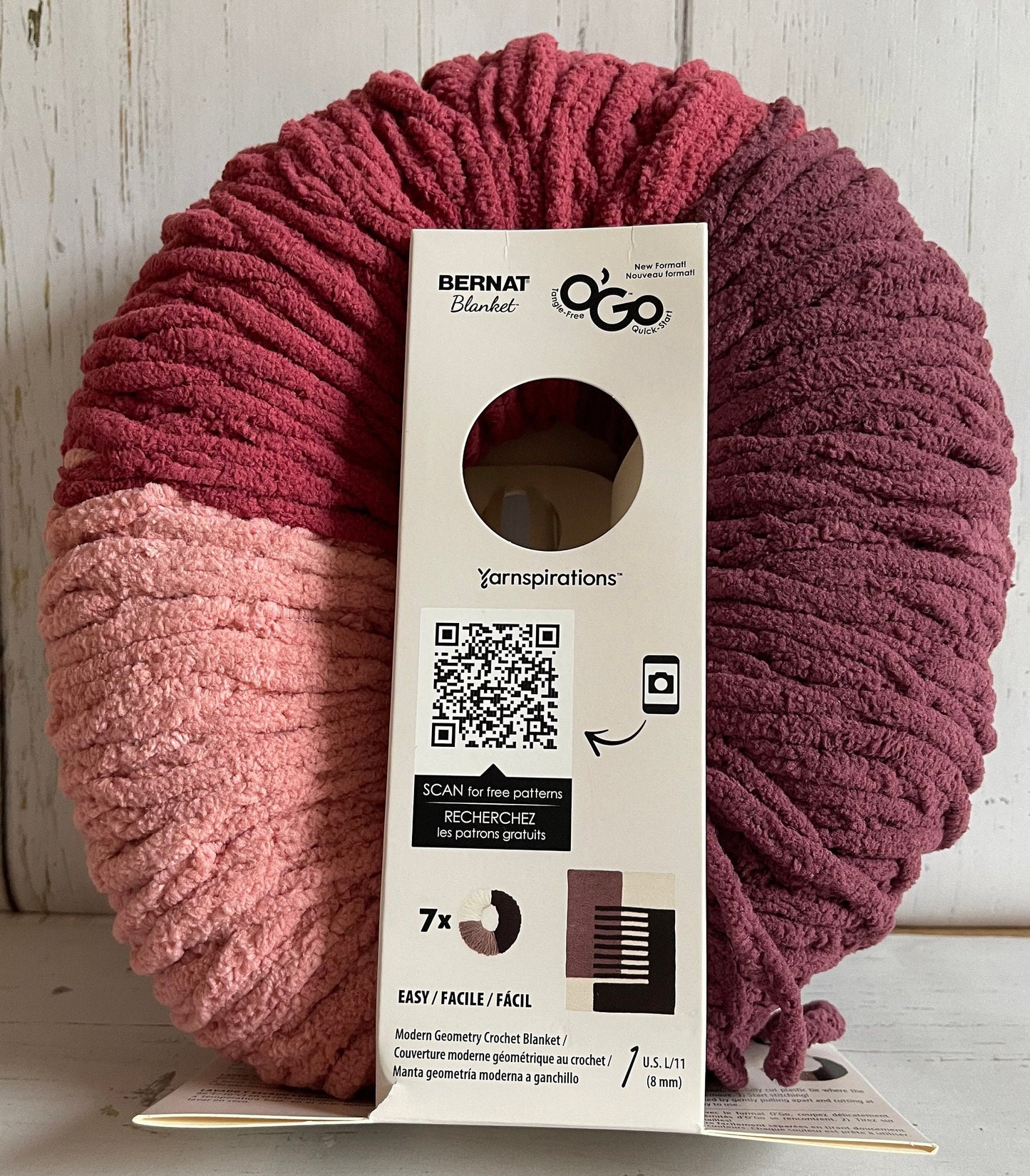 SHIRAZ ~ New OGO ~ Bernat Blanket Yarn ~ Tangle Free