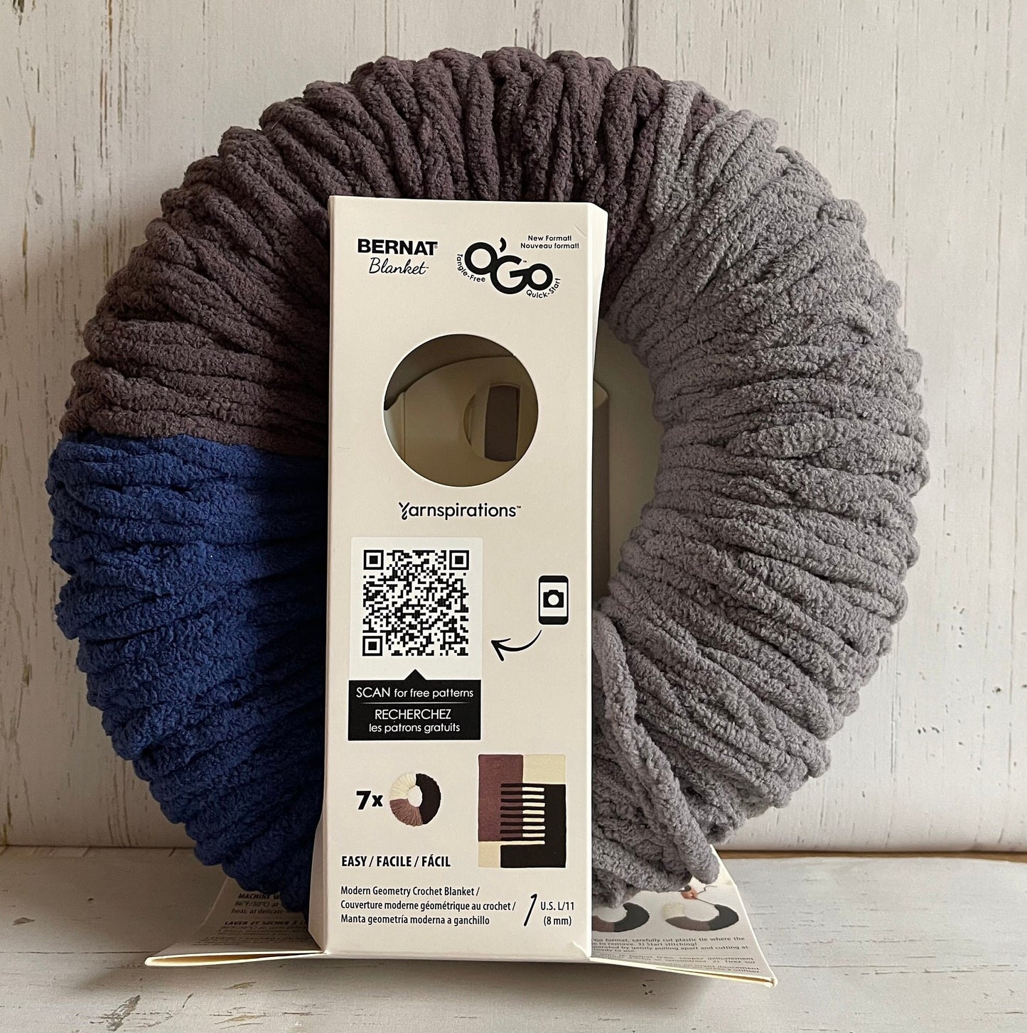 LONDON ~ New OGO ~ Bernat Blanket Yarn ~ Tangle Free