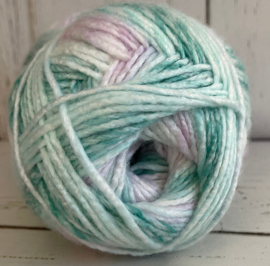 CHUCKLES ~ Ice Cream ~ Roving Yarn