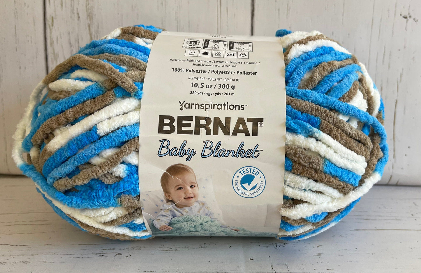 LITTLE ROYALES ~ Bernat Baby Blanket, 10.5oz/300g, 220 yards/201m, Super Bulky 6