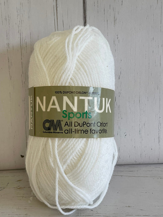 Vintage ~ NANTUK SPORTS YARN ~ White