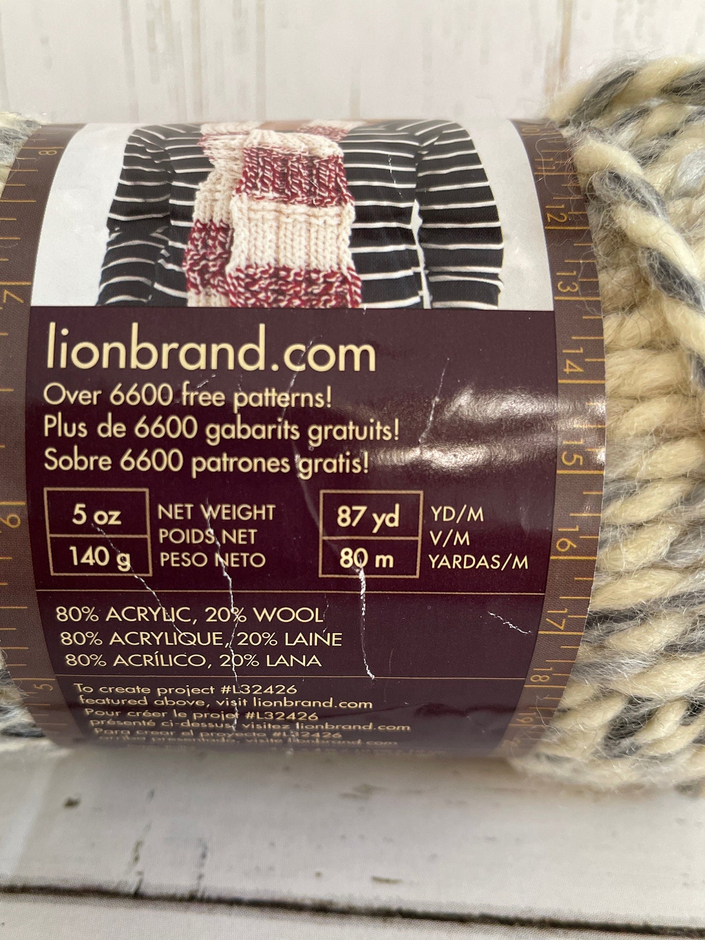 LION BRAND WOOL Ease Thick And Quick Yarn ~ Moonlight ~  5 oz. / 140 g. ~ 87 Yards / 80 Meters ~ Super Bulky 6