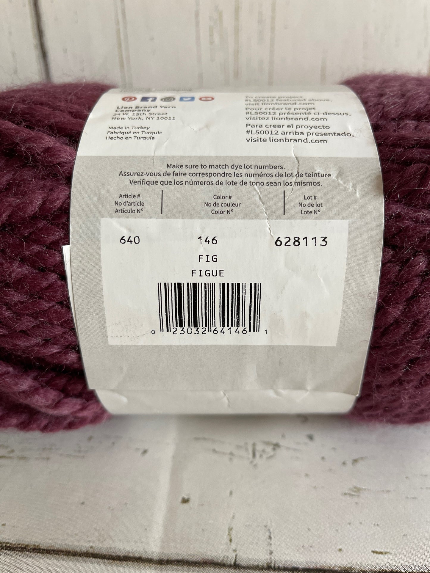 LION BRAND WOOL Ease Thick And Quick Yarn ~ Fig ~  6 oz/170g (106 yd/97 m) Super Bulky 6